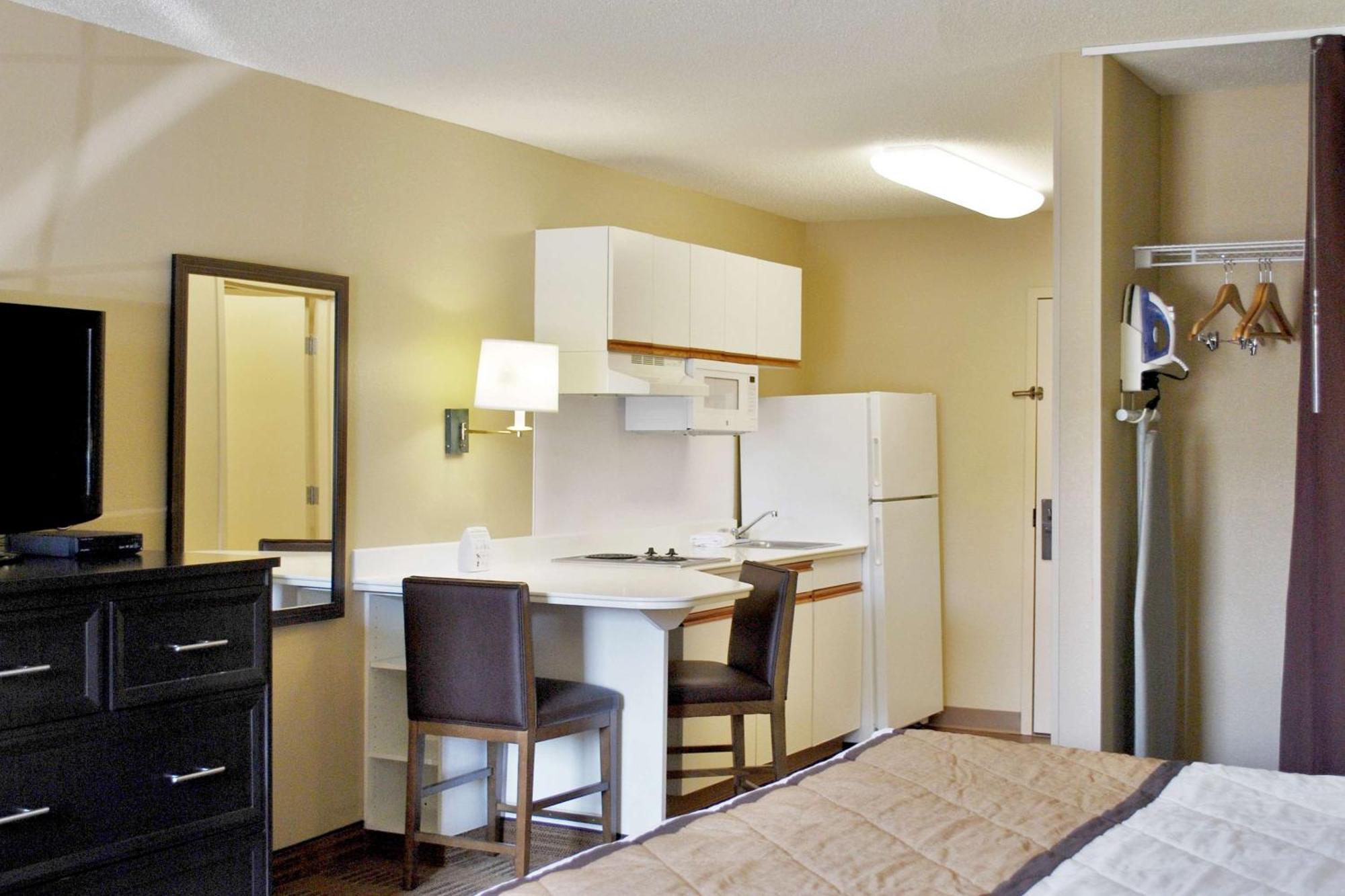 Extended Stay America Suites - Orlando - Алтамонте Спрингс Экстерьер фото
