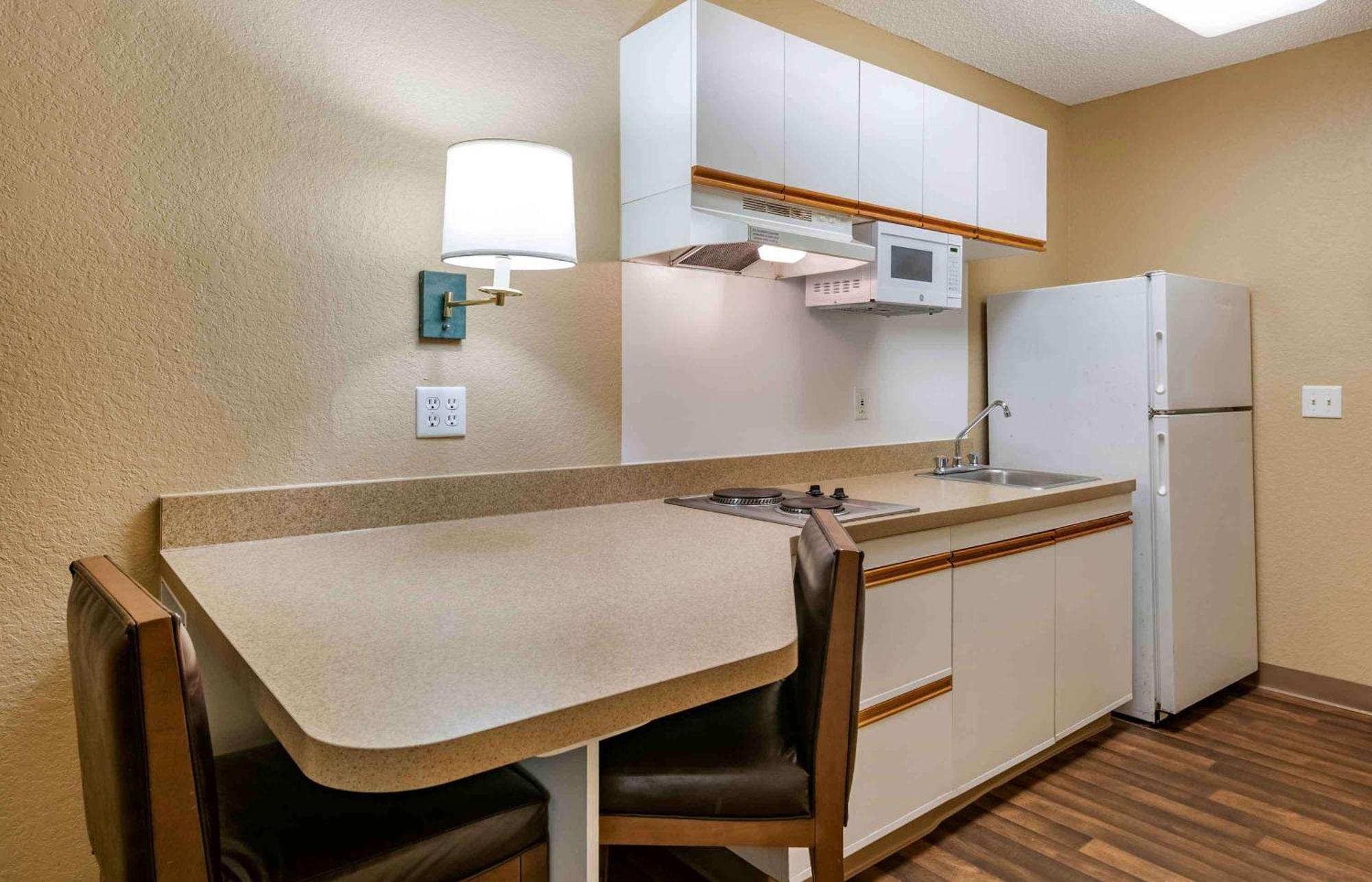 Extended Stay America Suites - Orlando - Алтамонте Спрингс Экстерьер фото