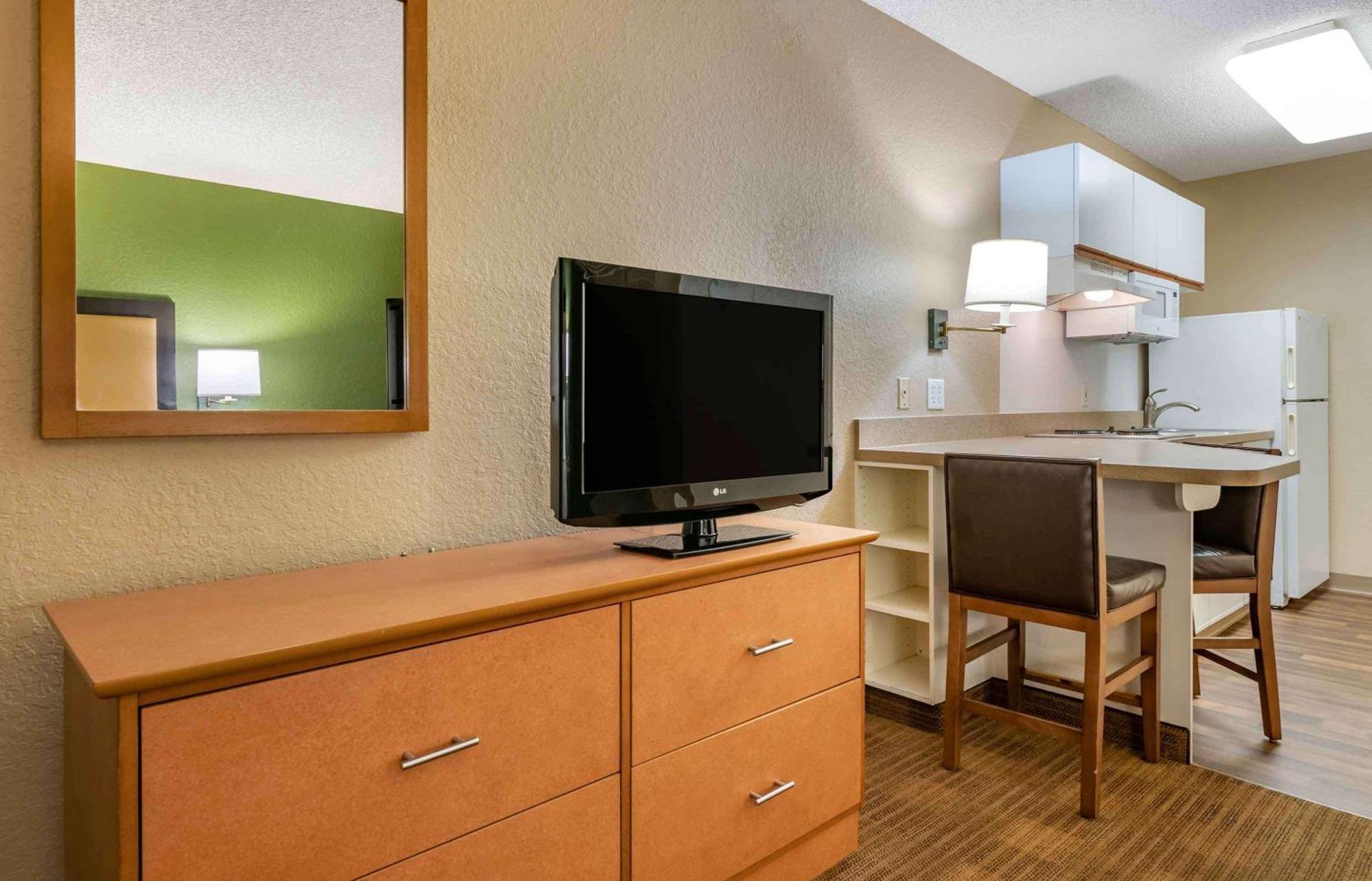 Extended Stay America Suites - Orlando - Алтамонте Спрингс Экстерьер фото